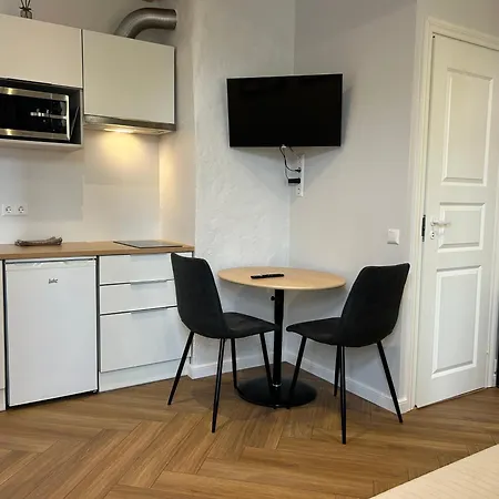 Apartament Jon's Parnawa