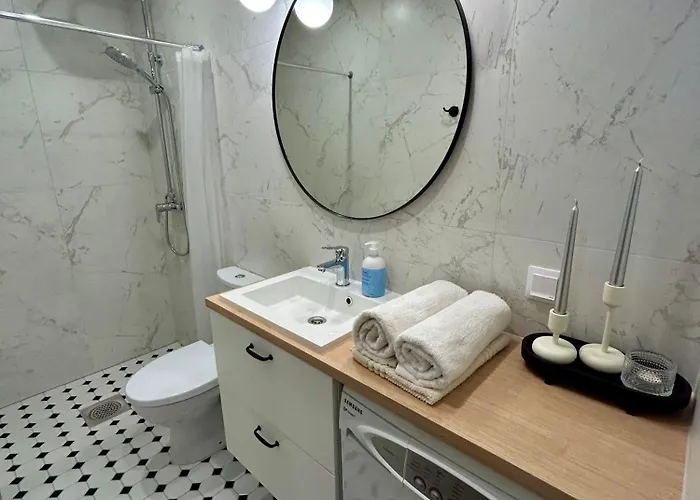 Jon's 公寓 派尔努